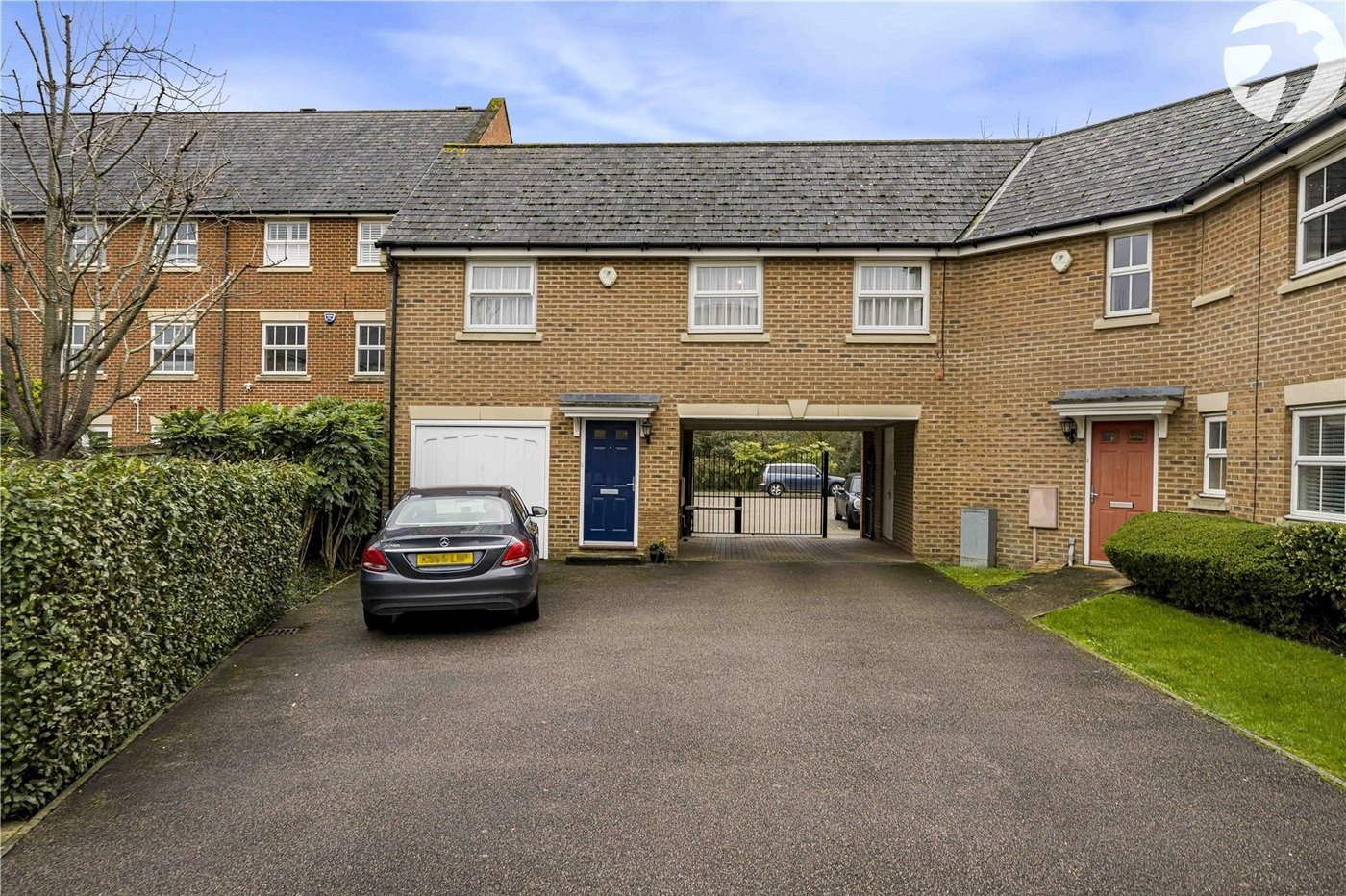 2 bedroom property for sale in Greenhithe | Robinson Jackson