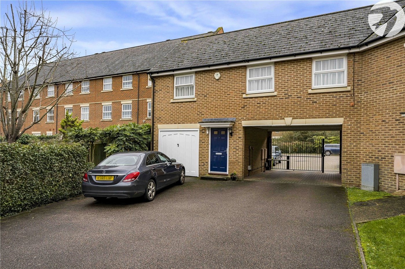 2 bedroom property for sale in Greenhithe | Robinson Jackson