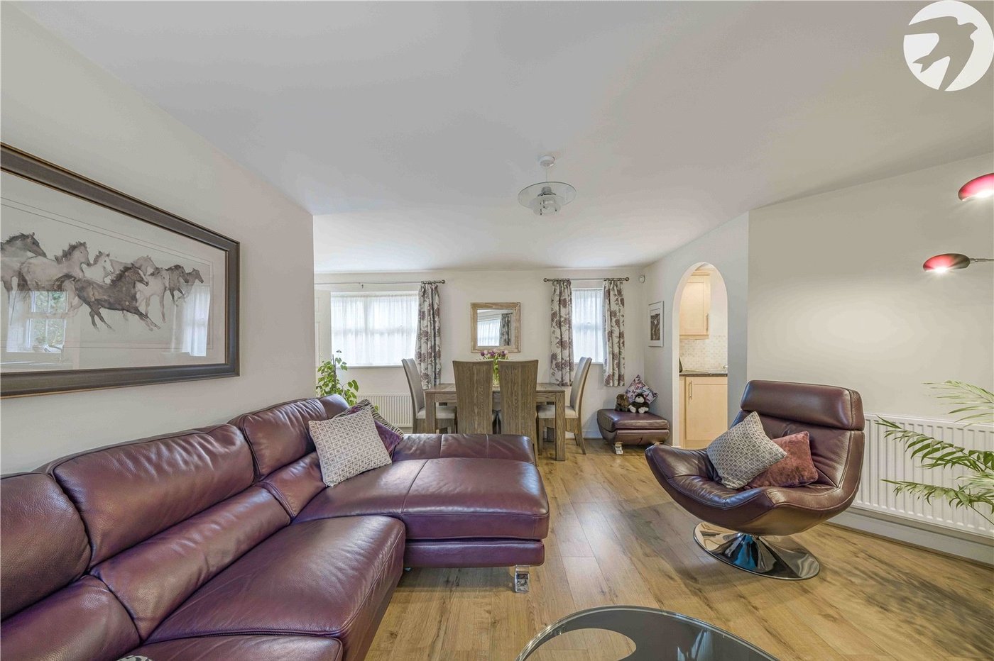 2 bedroom property for sale in Greenhithe | Robinson Jackson