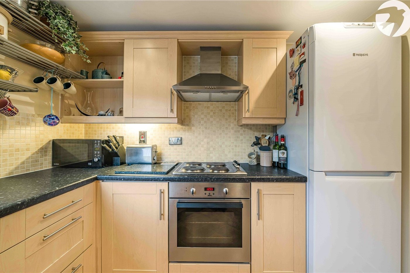 2 bedroom property for sale in Greenhithe | Robinson Jackson