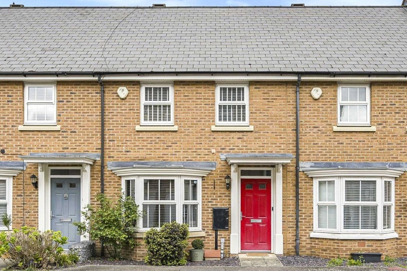 3 bedroom house for sale in Greenhithe | Robinson Jackson