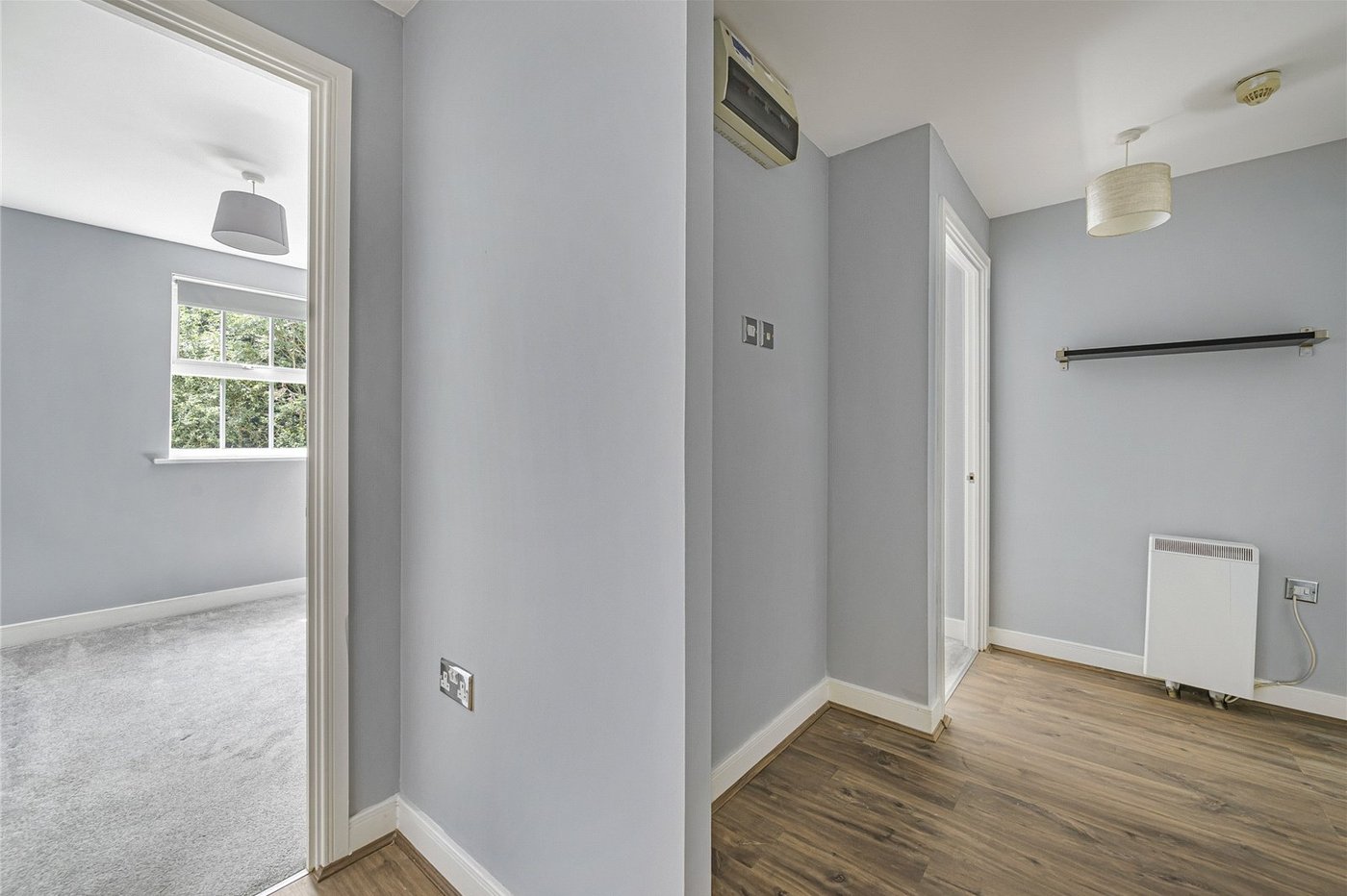 2 bedroom property for sale in Greenhithe | Robinson Jackson