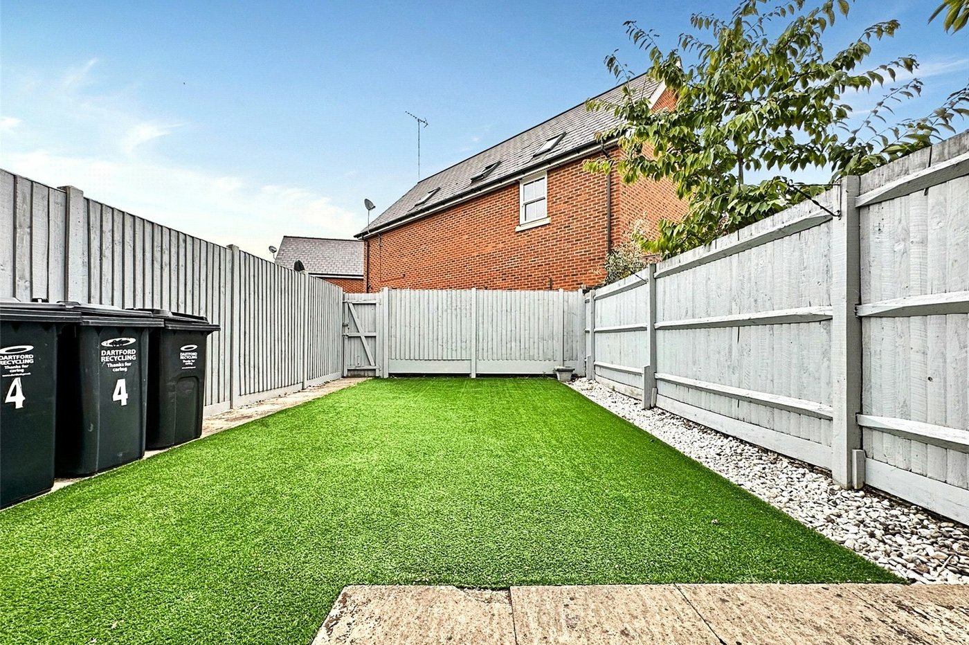 3 bedroom house for sale in Ingress Park | Robinson Jackson