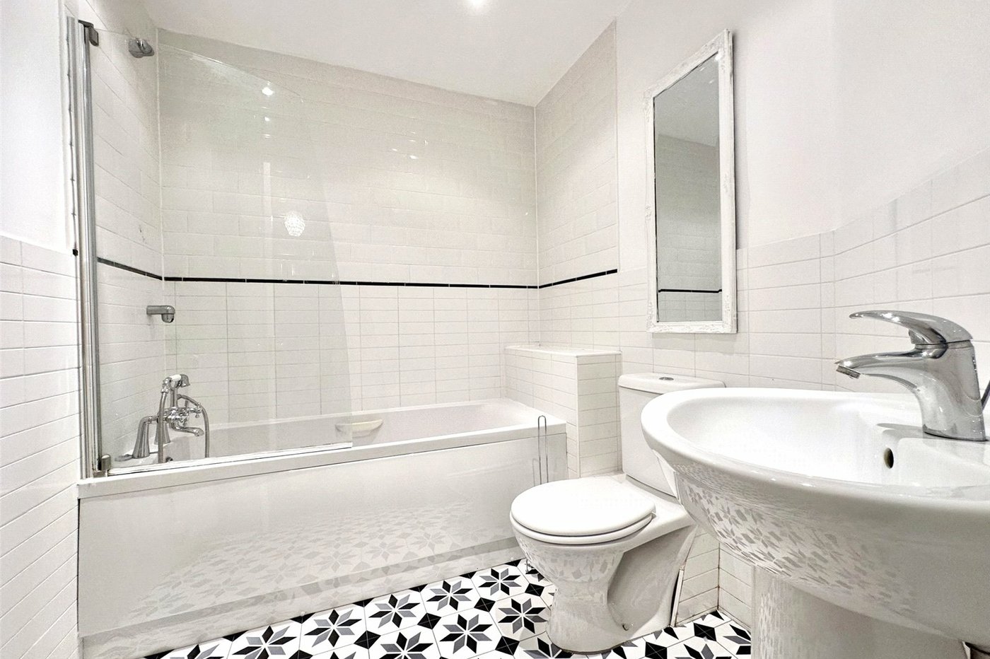 3 bedroom house for sale in Ingress Park | Robinson Jackson