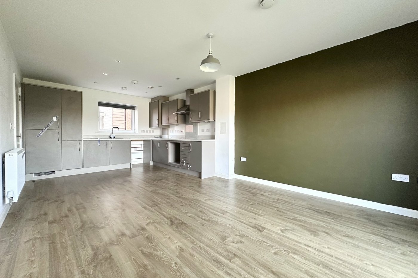 2 bedroom property for sale in Greenhithe | Robinson Jackson