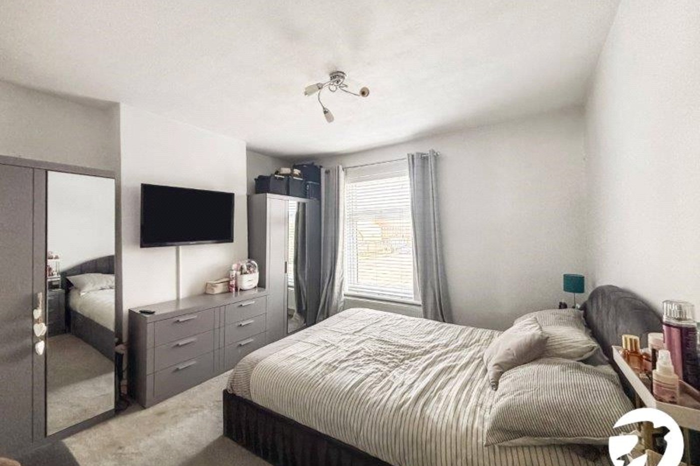 2 bedroom house for sale in Sittingbourne | Robinson Michael & Jackson