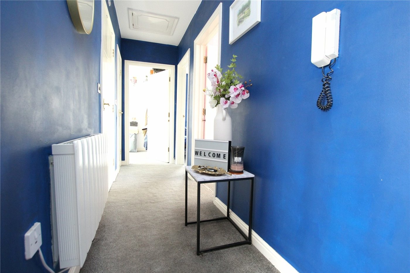 2 bedroom property for sale in London | Robinson Jackson