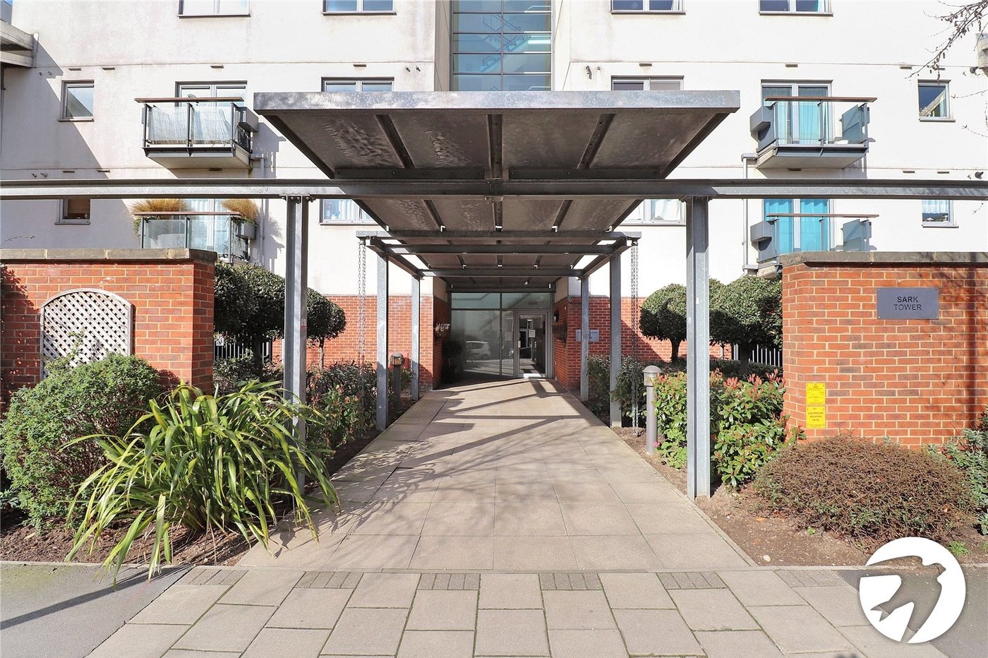 2 bedroom property for sale in London | Robinson Jackson