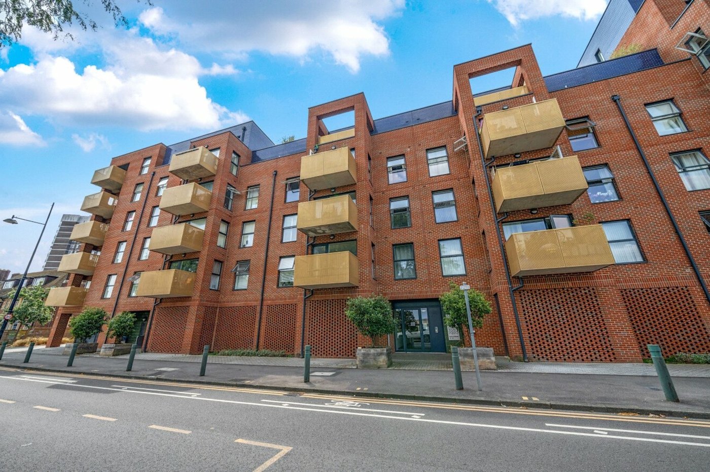 2 bedroom property for sale in Erith | Robinson Jackson