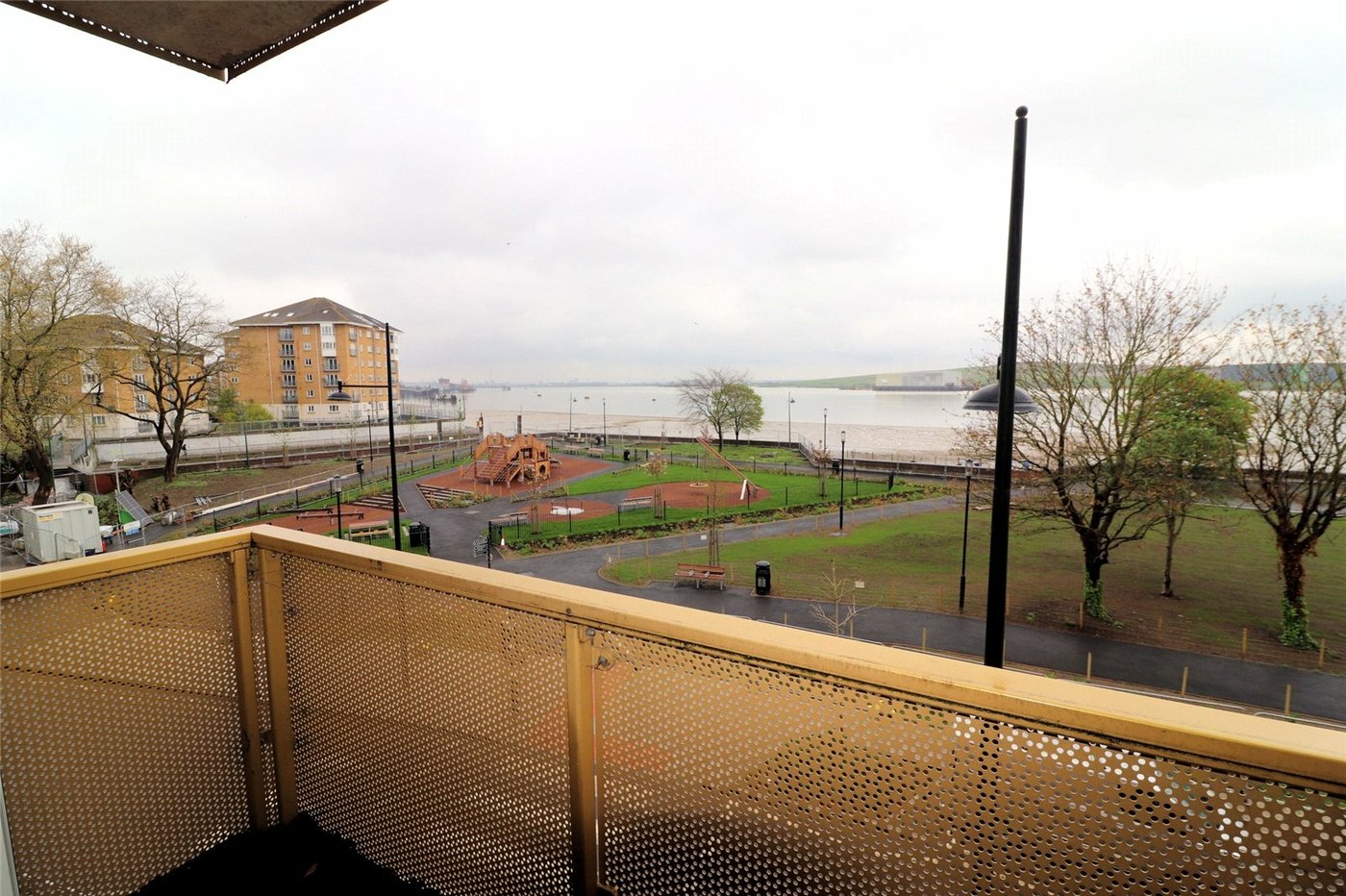 1 bedroom property for sale in Erith | Robinson Jackson