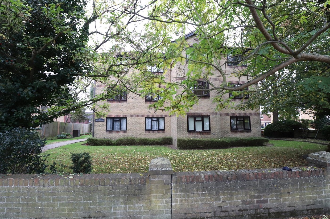 1 bedroom property for sale in Belvedere | Robinson Jackson