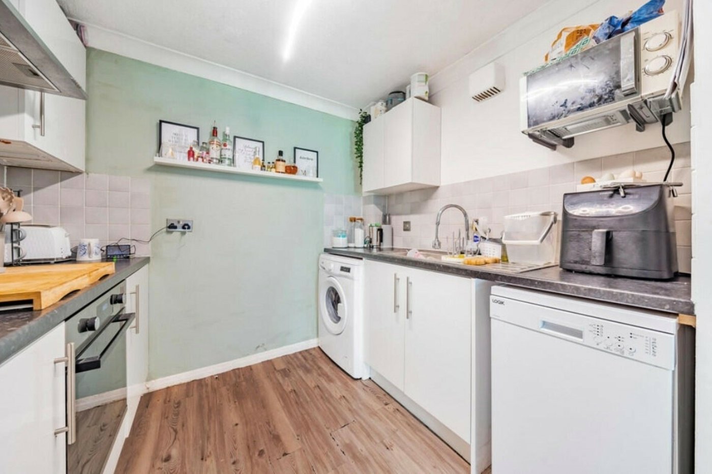 1 bedroom property for sale in Belvedere | Robinson Jackson