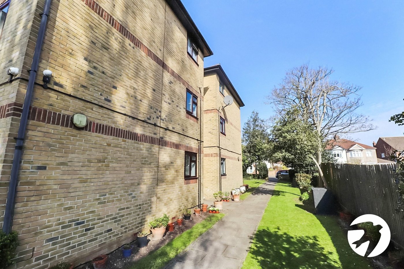 1 bedroom property for sale in Belvedere | Robinson Jackson