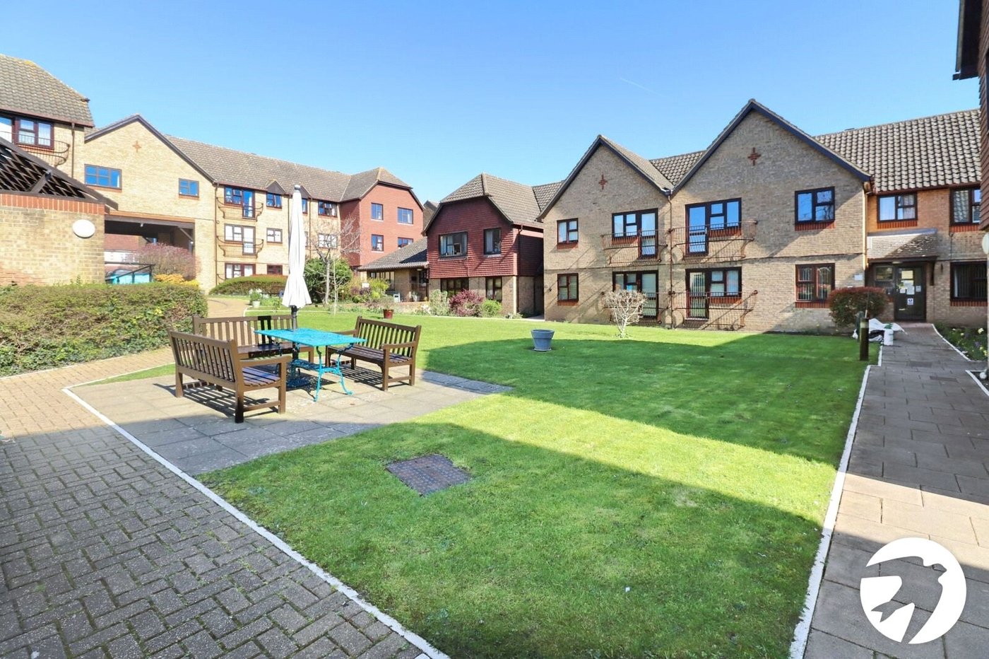 2 bedroom property for sale in Belvedere | Robinson Jackson