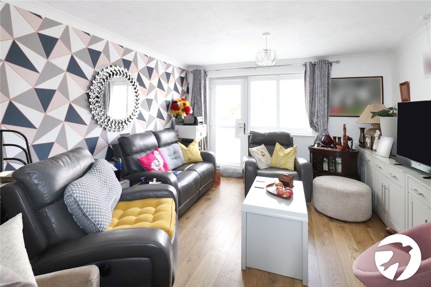 2 bedroom property for sale in Belvedere | Robinson Jackson