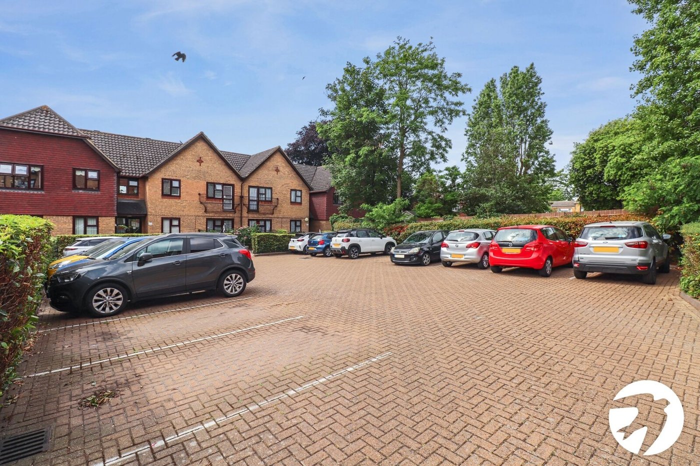 2 bedroom property for sale in Belvedere | Robinson Jackson