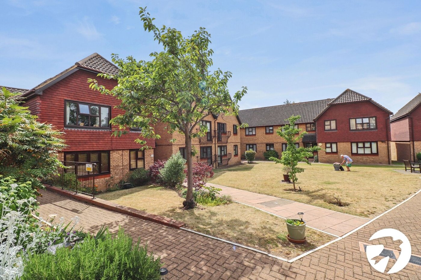2 bedroom property for sale in Belvedere | Robinson Jackson