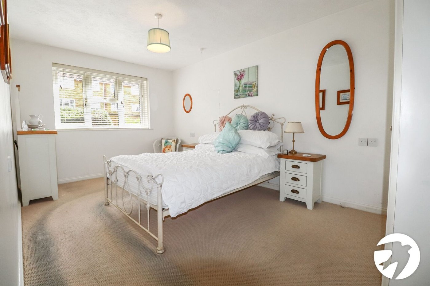 2 bedroom property for sale in Belvedere | Robinson Jackson