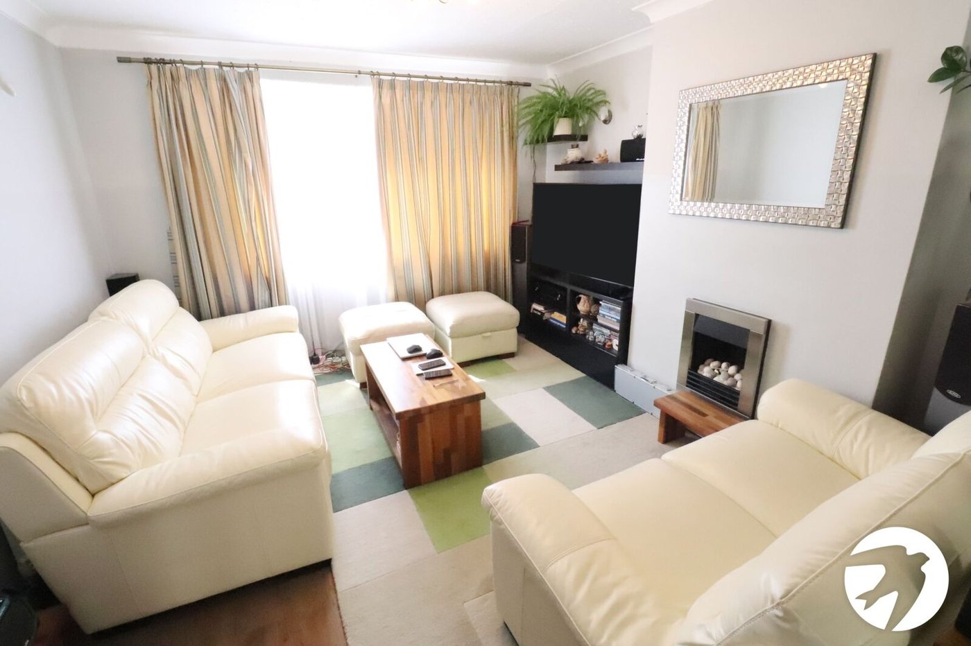3 bedroom house for sale in Erith | Robinson Jackson