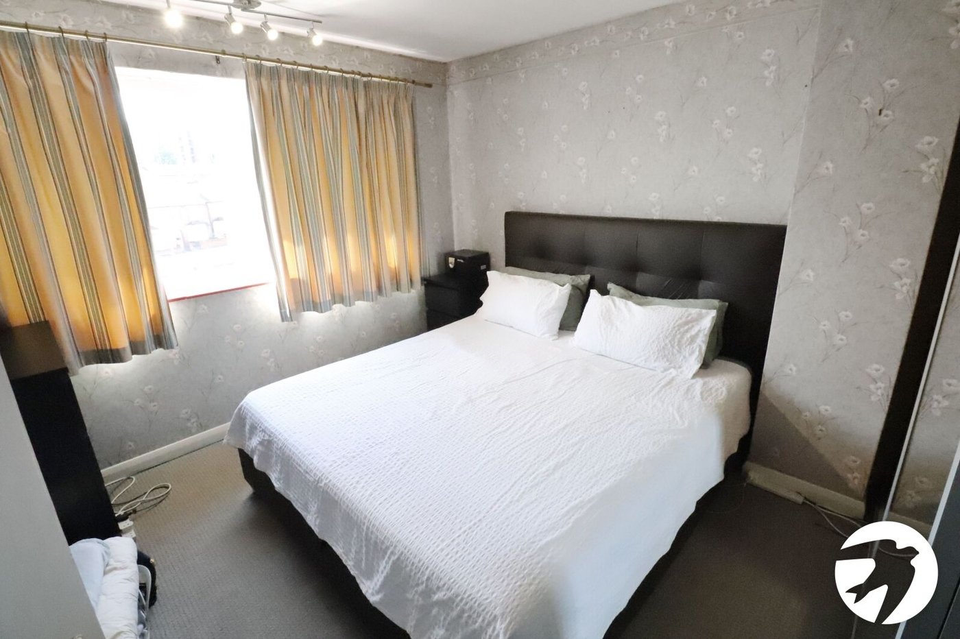 3 bedroom house for sale in Erith | Robinson Jackson