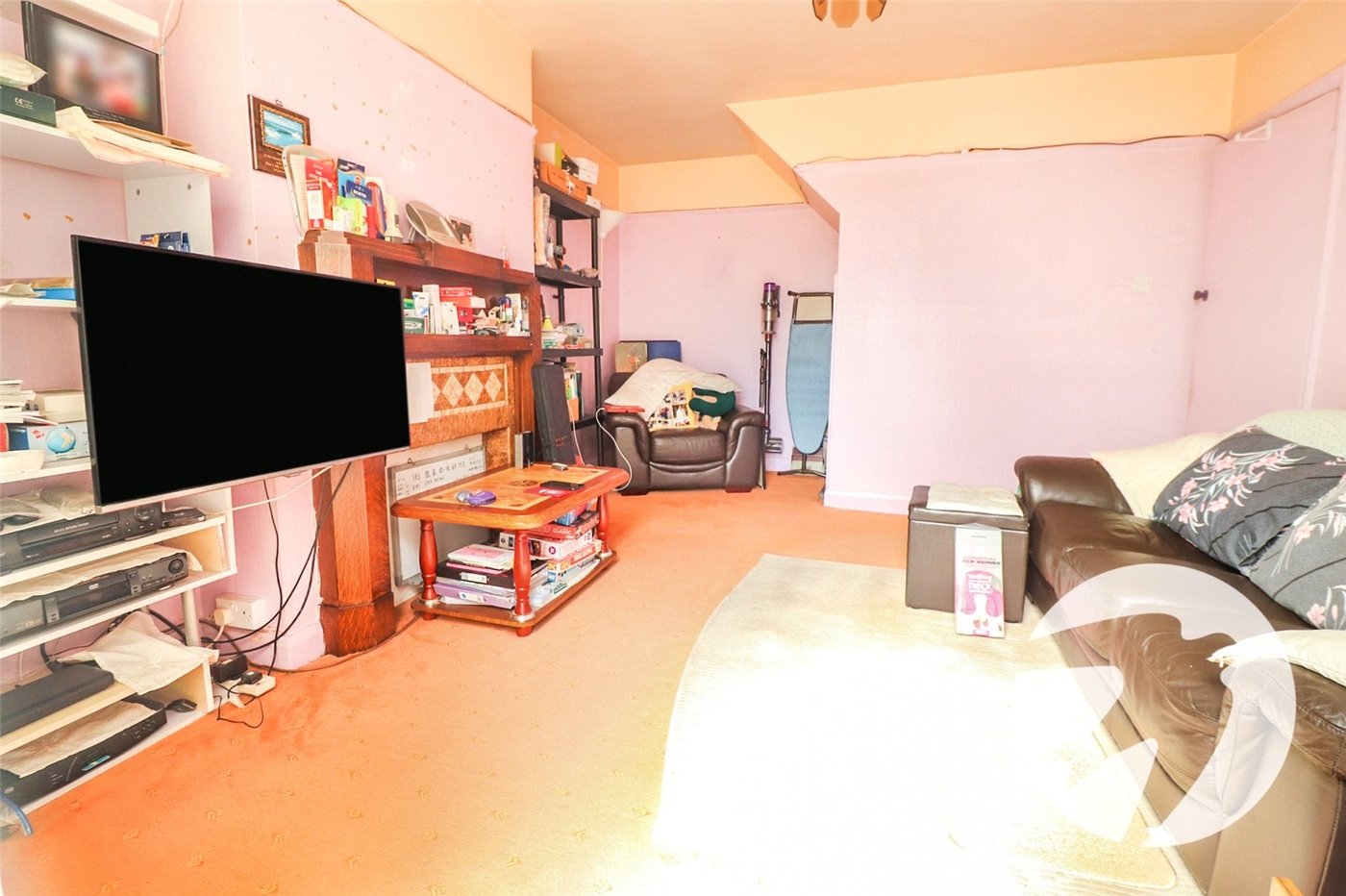 3 bedroom house for sale in Northumberland Heath | Robinson Jackson
