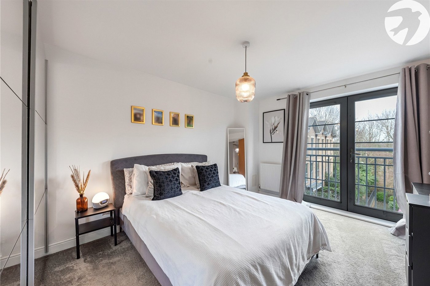 1 bedroom property for sale in South Darenth | Robinson Jackson