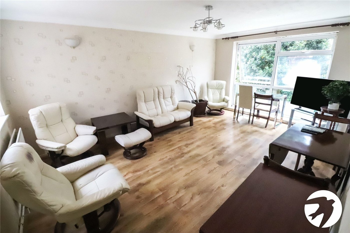 2 bedroom property for sale in Belvedere | Robinson Jackson