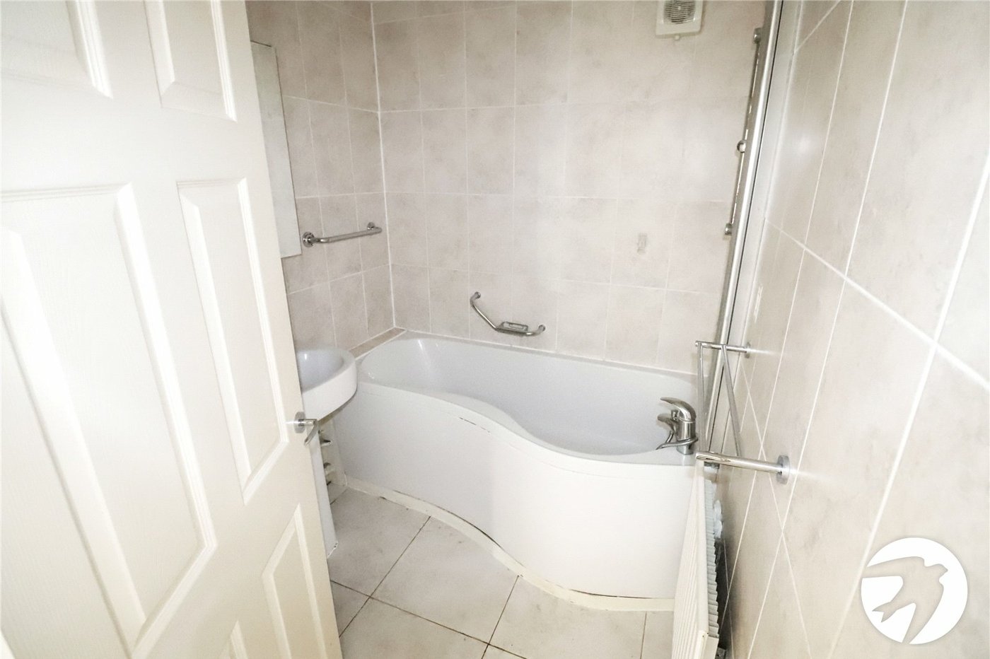 2 bedroom property for sale in Belvedere | Robinson Jackson