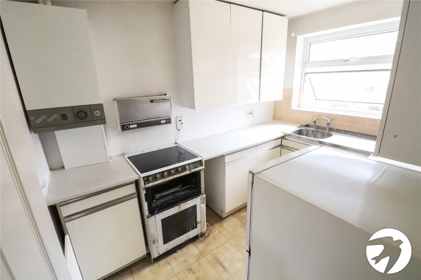 2 bedroom property for sale in Belvedere | Robinson Jackson