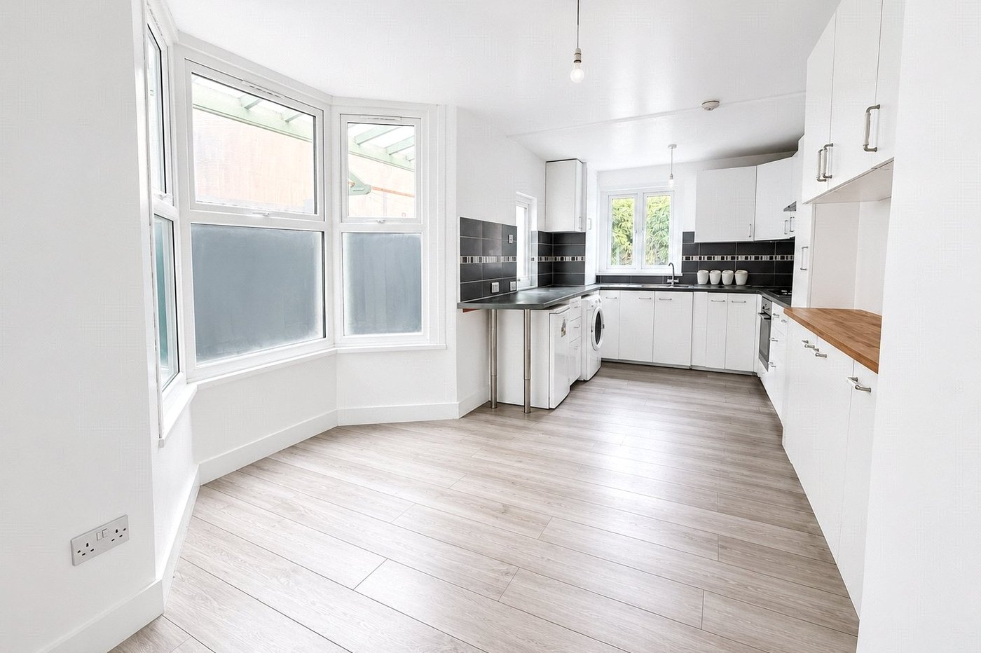 3 bedroom house for sale in London | Robinson Jackson