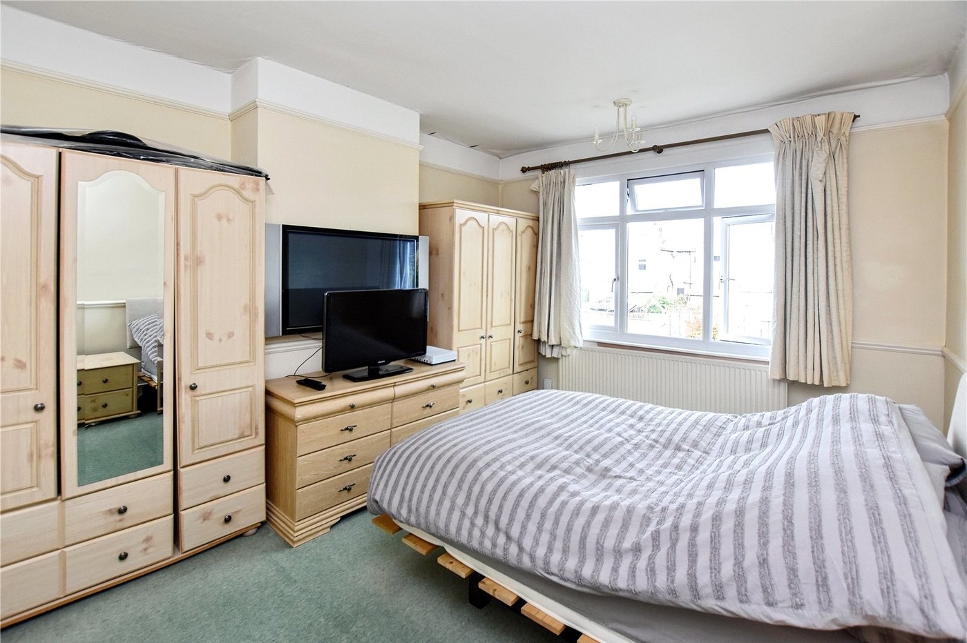 3 bedroom house for sale in Bexleyheath | Robinson Jackson