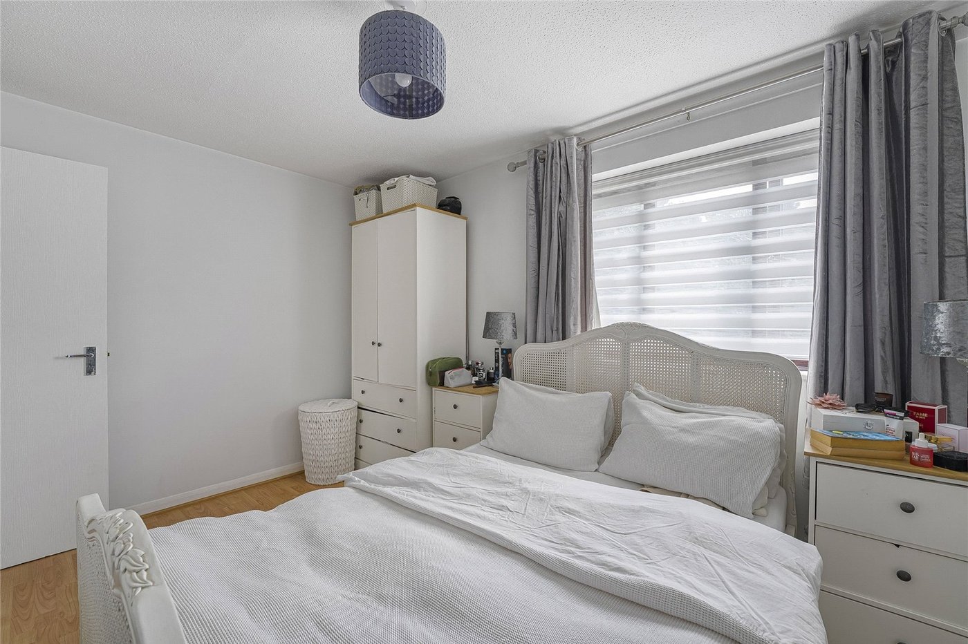 2 bedroom house for sale in Greenhithe | Robinson Jackson