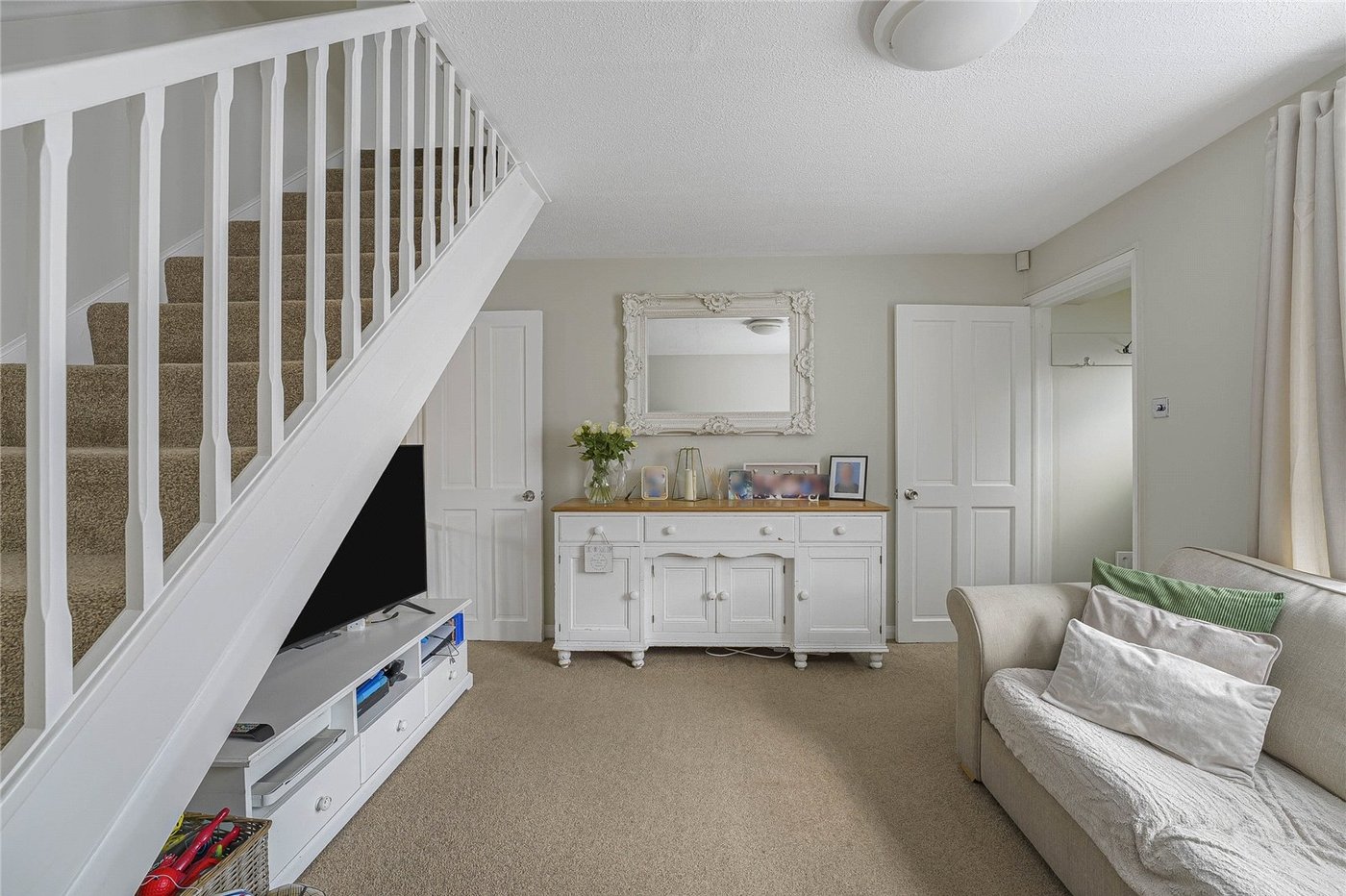 2 bedroom house for sale in Greenhithe | Robinson Jackson