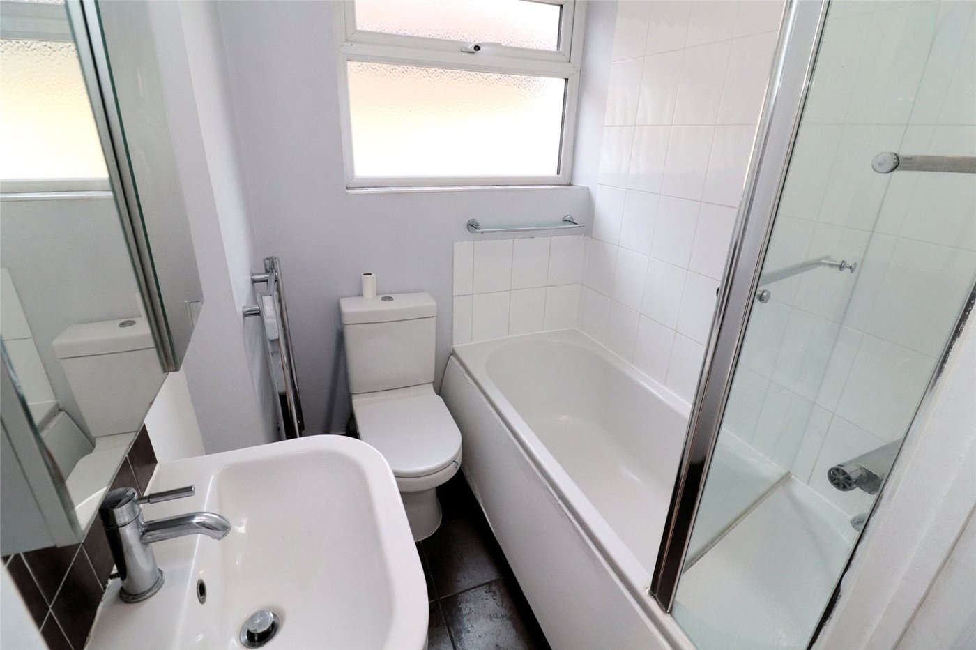 2 bedroom property for sale in Barnehurst | Robinson Jackson