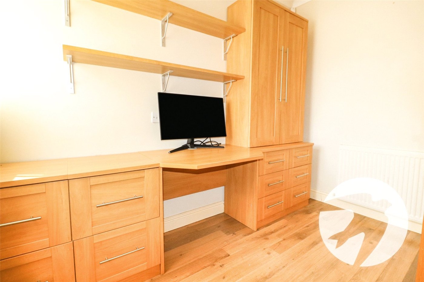 3 bedroom bungalow for sale in Bexleyheath | Robinson Jackson