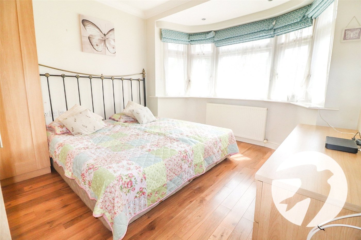 3 bedroom bungalow for sale in Bexleyheath | Robinson Jackson