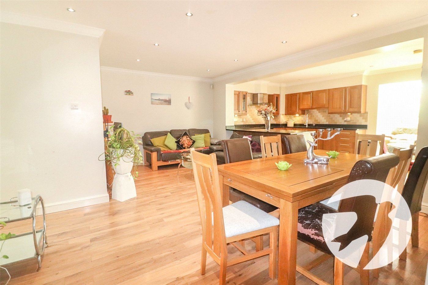 3 bedroom bungalow for sale in Bexleyheath | Robinson Jackson