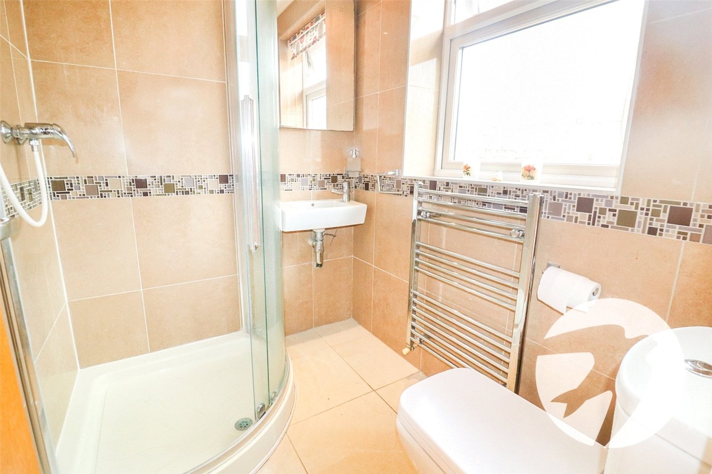 3 bedroom bungalow for sale in Bexleyheath | Robinson Jackson