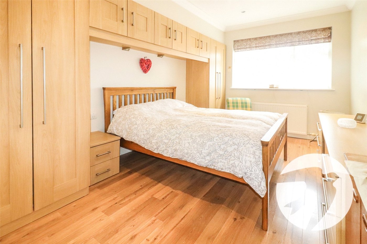 3 bedroom bungalow for sale in Bexleyheath | Robinson Jackson