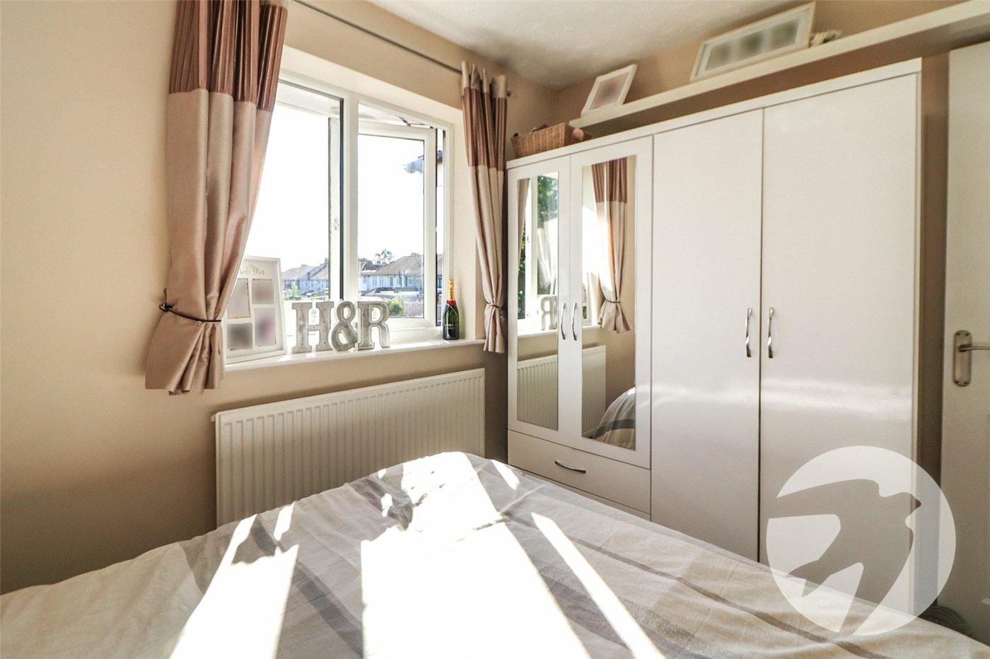 2 bedroom property for sale in Barnehurst | Robinson Jackson