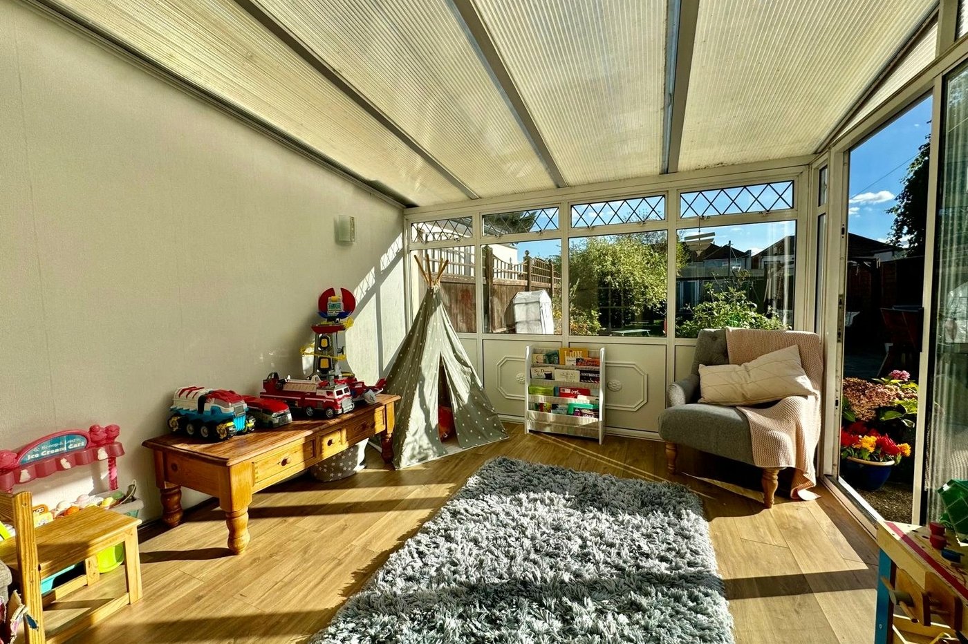 3 bedroom house for sale in Welling | Robinson Jackson