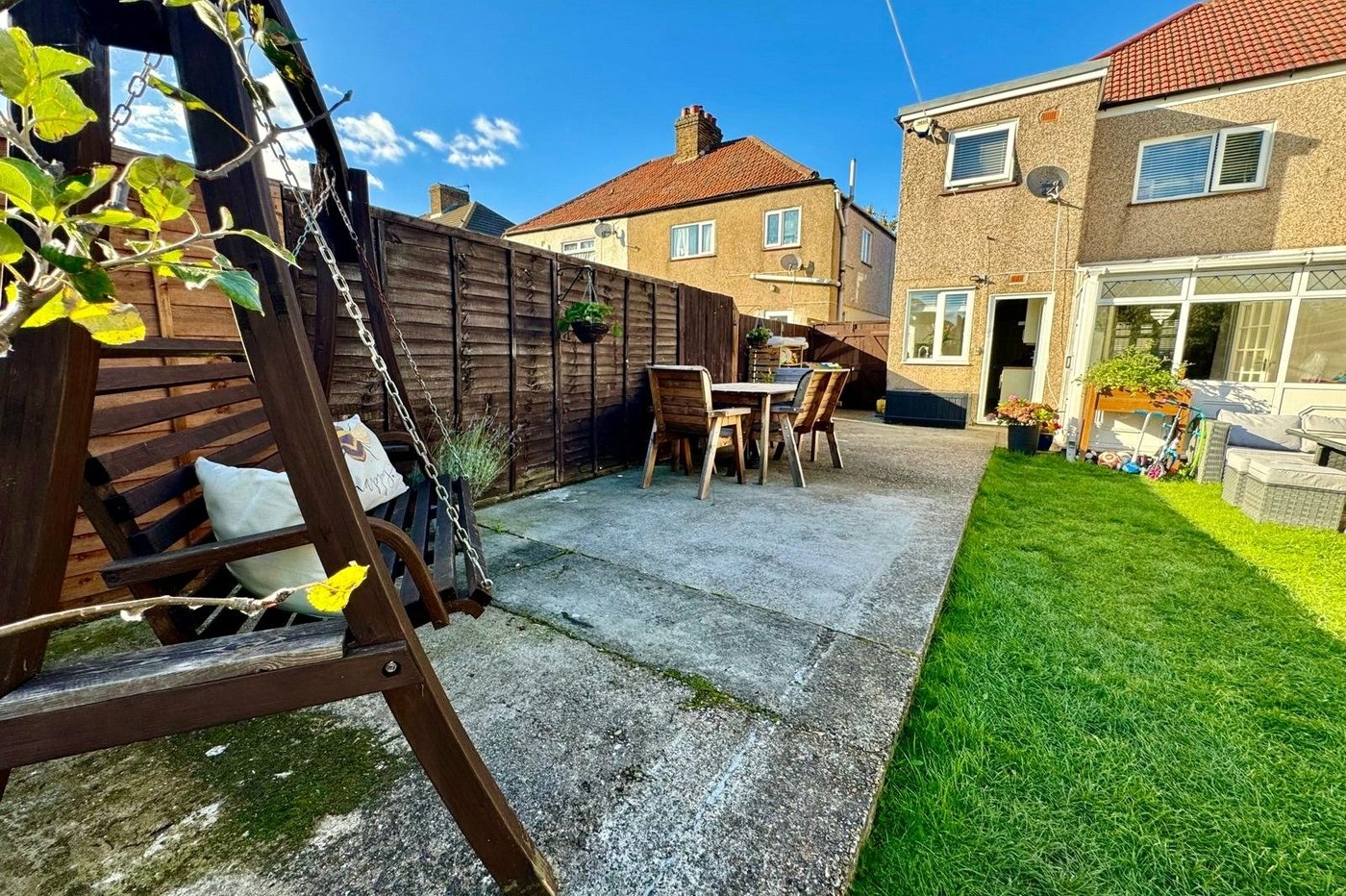 3 bedroom house for sale in Welling | Robinson Jackson