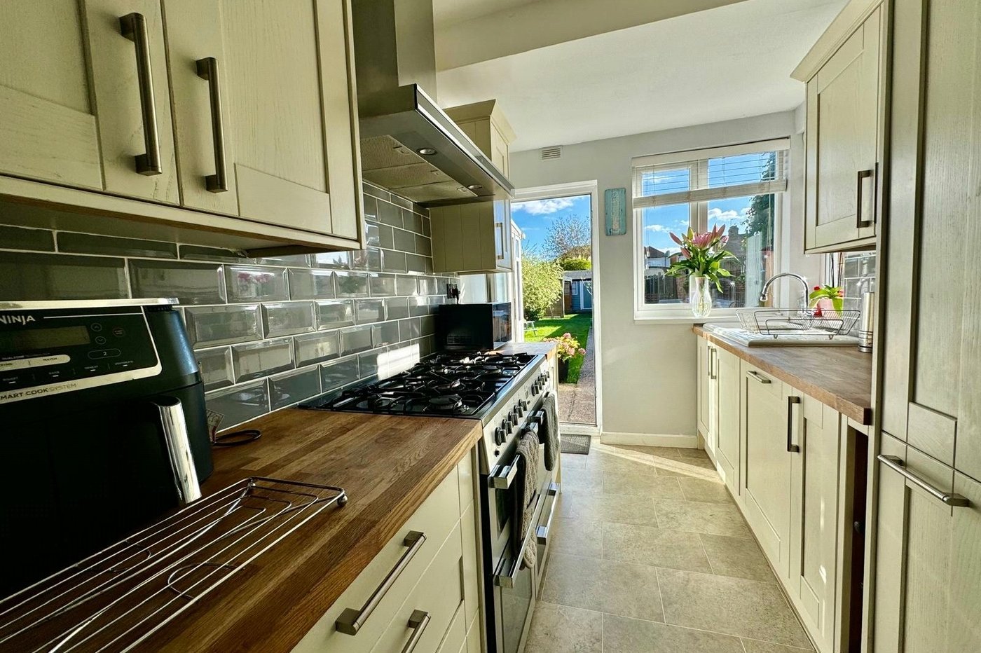 3 bedroom house for sale in Welling | Robinson Jackson