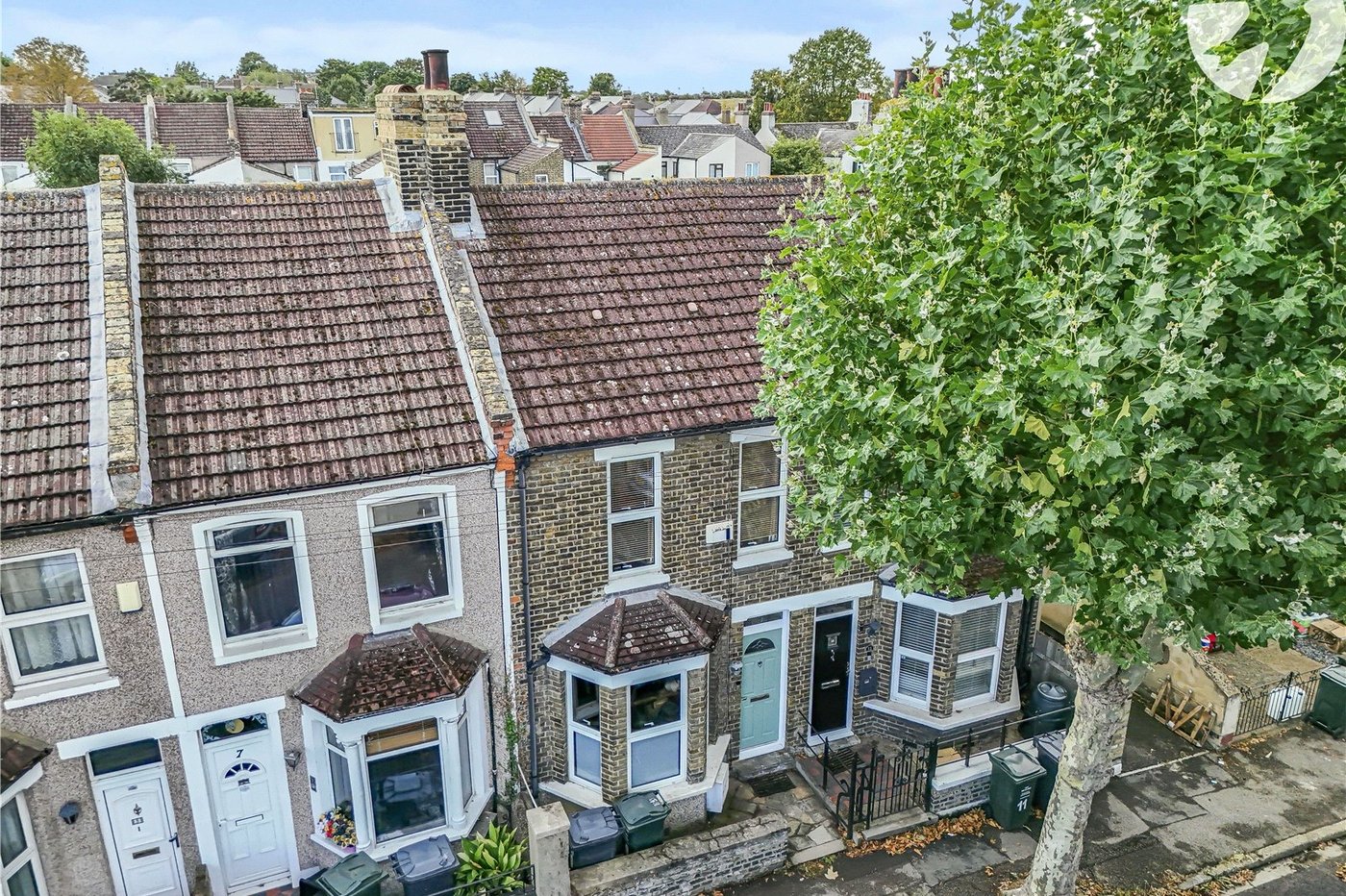 2 bedroom house for sale in Greenhithe | Robinson Jackson