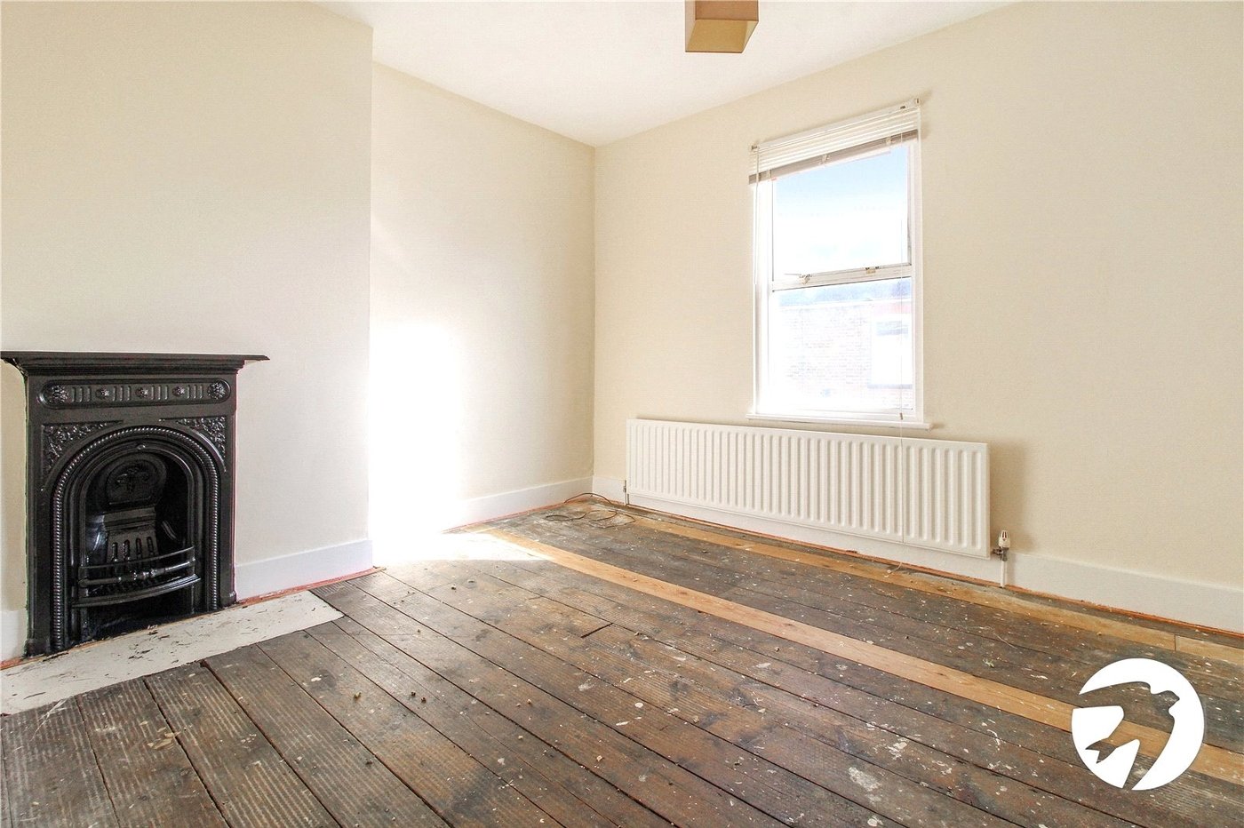 2 bedroom house for sale in Northfleet | Robinson Michael & Jackson