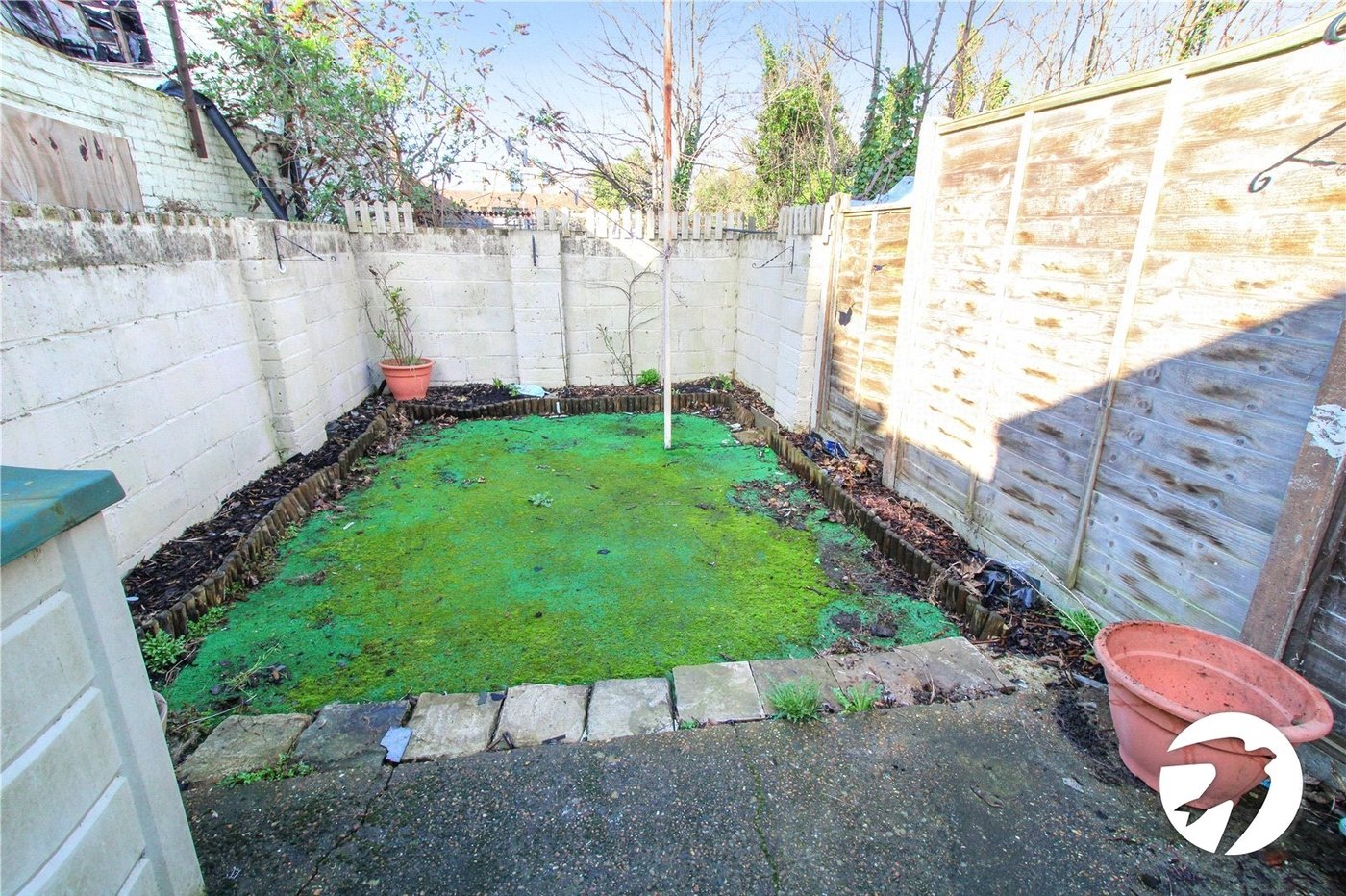 2 bedroom house for sale in Northfleet | Robinson Michael & Jackson