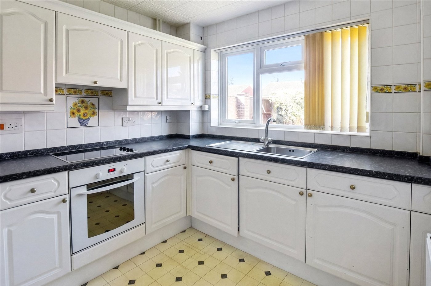 3 bedroom house for sale in Joydens Wood | Robinson Jackson