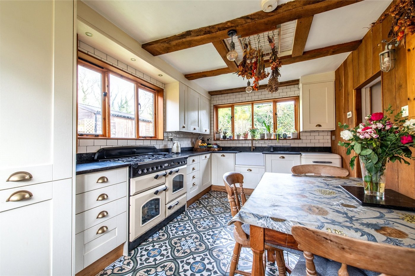 3 bedroom house for sale in Harrietsham | Robinson Michael & Jackson