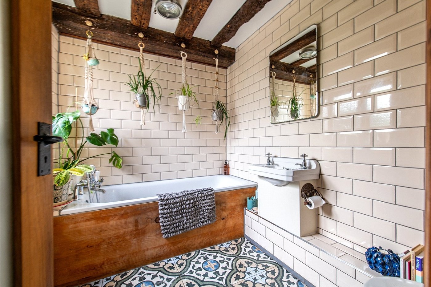 3 bedroom house for sale in Harrietsham | Robinson Michael & Jackson