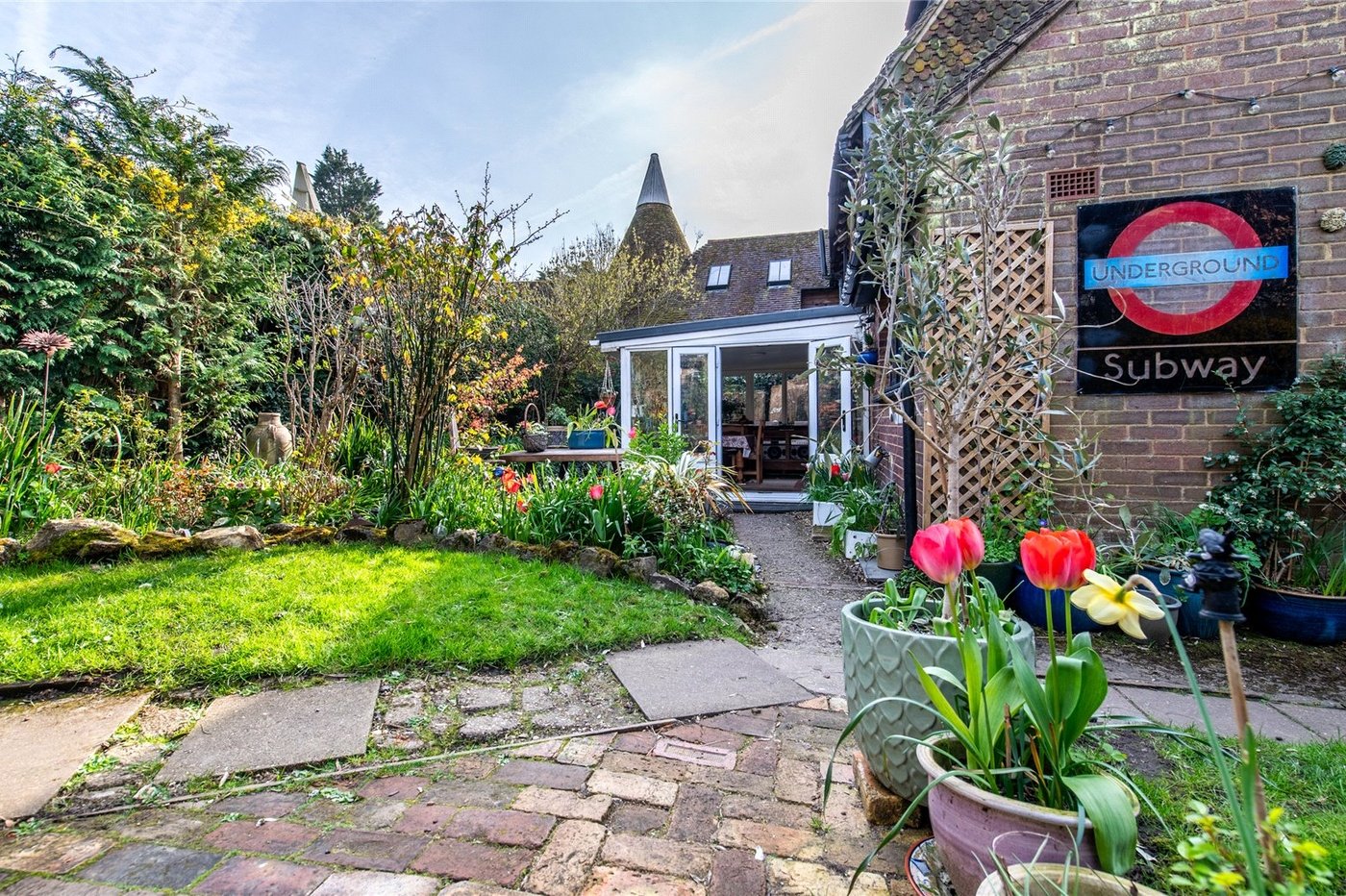 3 bedroom house for sale in Harrietsham | Robinson Michael & Jackson